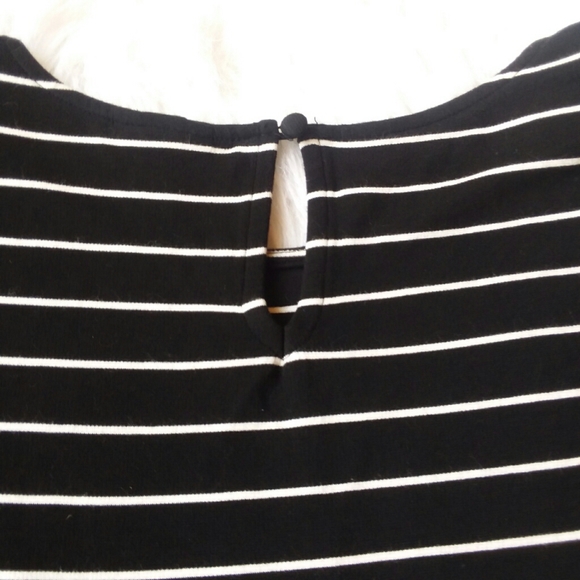 Women's Torrid Short Sleeve Peplum Top Black 2X - Picture 4 of 9